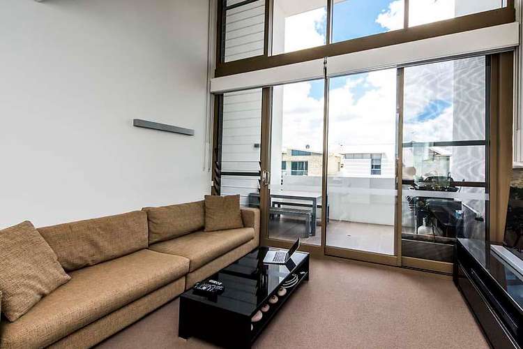 Main view of Homely unit listing, 19/22 Heirisson Way, North Coogee WA 6163