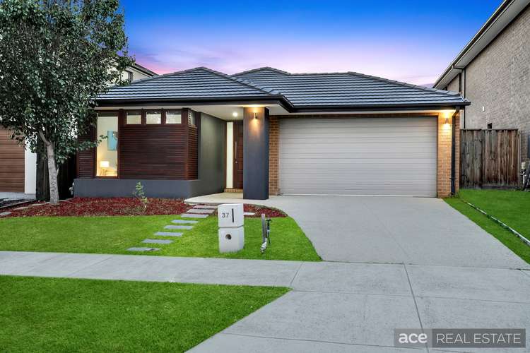 Main view of Homely house listing, 37 Coleridge Circuit, Williams Landing VIC 3027
