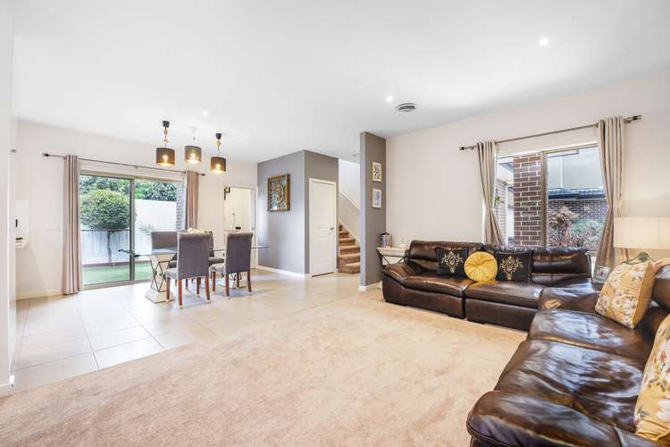 Main view of Homely townhouse listing, 2/6 Roberts Avenue, Mulgrave VIC 3170
