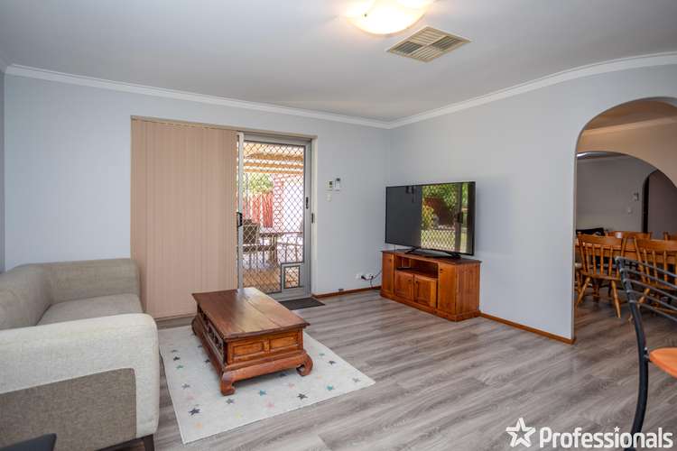 Fifth view of Homely house listing, 14 Boronia Close, Camillo WA 6111