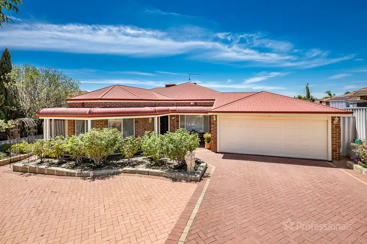 120 Kinross Drive