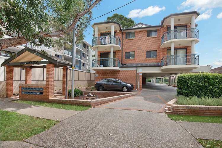 Main view of Homely apartment listing, 4/234 Targo ROAD, Toongabbie NSW 2146
