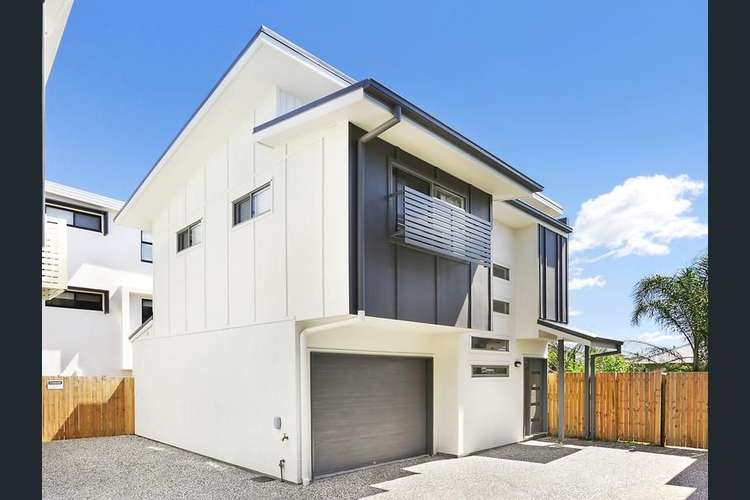 Main view of Homely townhouse listing, 2/19 Waratah Avenue, Carina QLD 4152