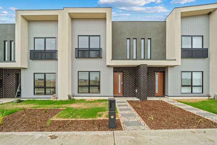 Main view of Homely townhouse listing, 12 Maidenhair Walk, Cranbourne West VIC 3977