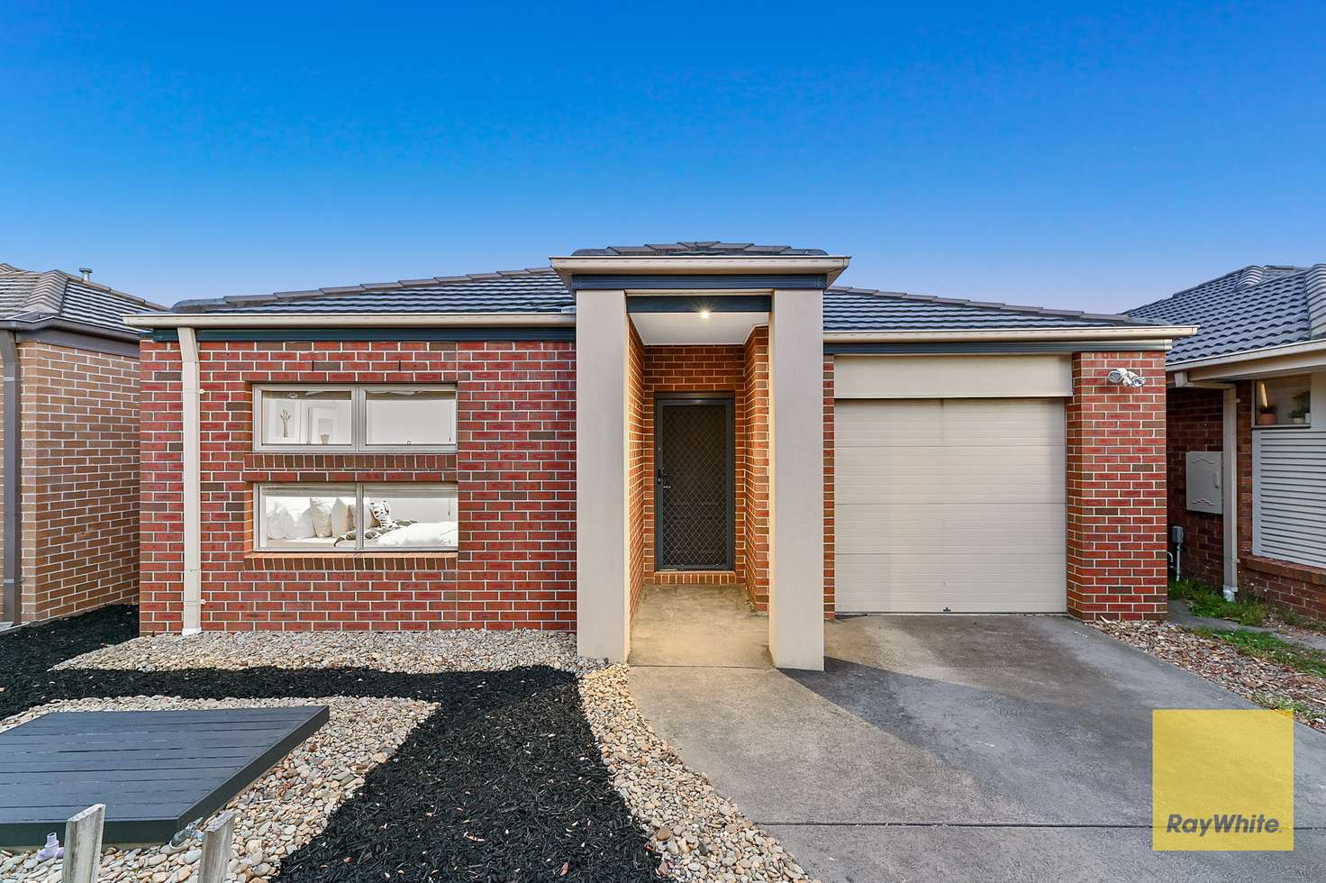 Main view of Homely house listing, 37 Kindred Avenue, Cranbourne North VIC 3977