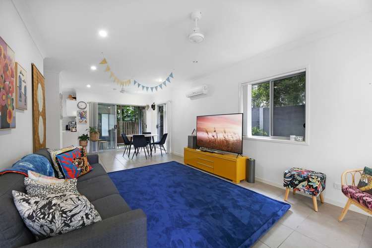Main view of Homely unit listing, 3/16 Sapphire Place, Elanora QLD 4221