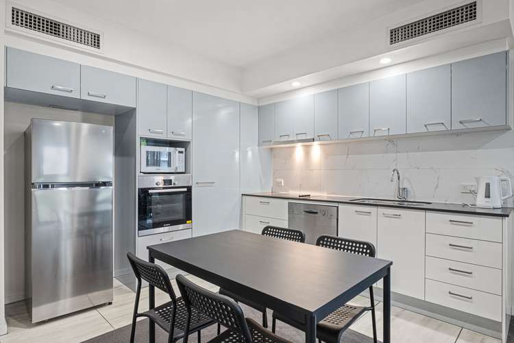 Third view of Homely apartment listing, 9/482 Upper Roma Street, Brisbane City QLD 4000