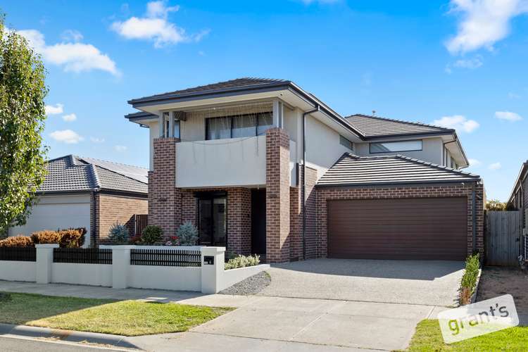 6 Brookhouse Street, Clyde North VIC 3978