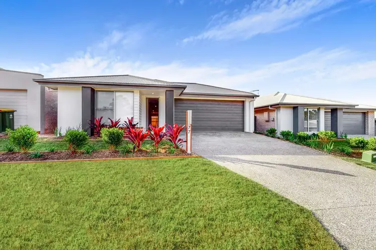 77 Chambers Ridge Bvd