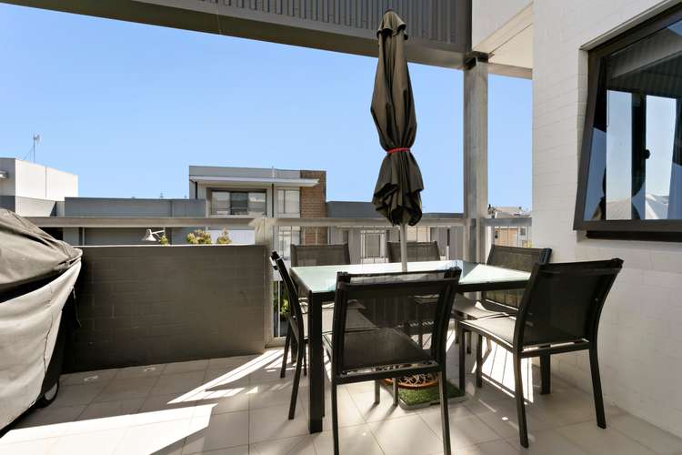 Sixth view of Homely unit listing, 104/59 Breaksea Drive, North Coogee WA 6163