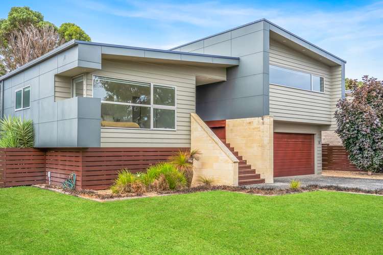 Second view of Homely house listing, 8 Mariner Court, Port Fairy VIC 3284
