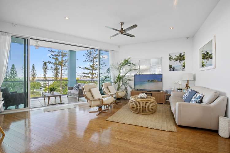 Main view of Homely apartment listing, 6/10 Oatland Esplanade, Runaway Bay QLD 4216