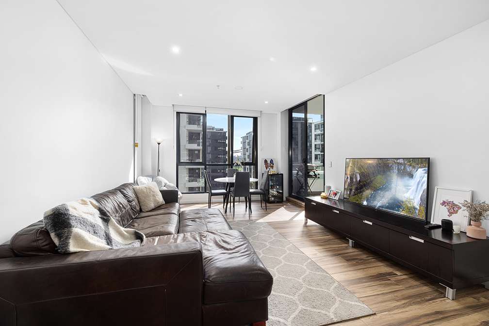 Main view of Homely apartment listing, 1001/128-130 Banks Avenue, Eastgardens NSW 2036