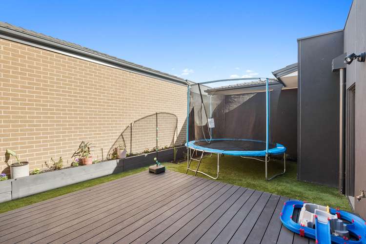 Sixth view of Homely townhouse listing, 2/8 Canberra Street, Carrum VIC 3197