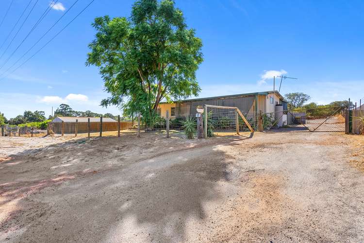 22 Robert Street, Henley Brook WA 6055