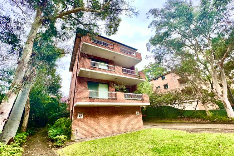 Main view of Homely unit listing, 4/81-83 Dora Street, Hurstville NSW 2220