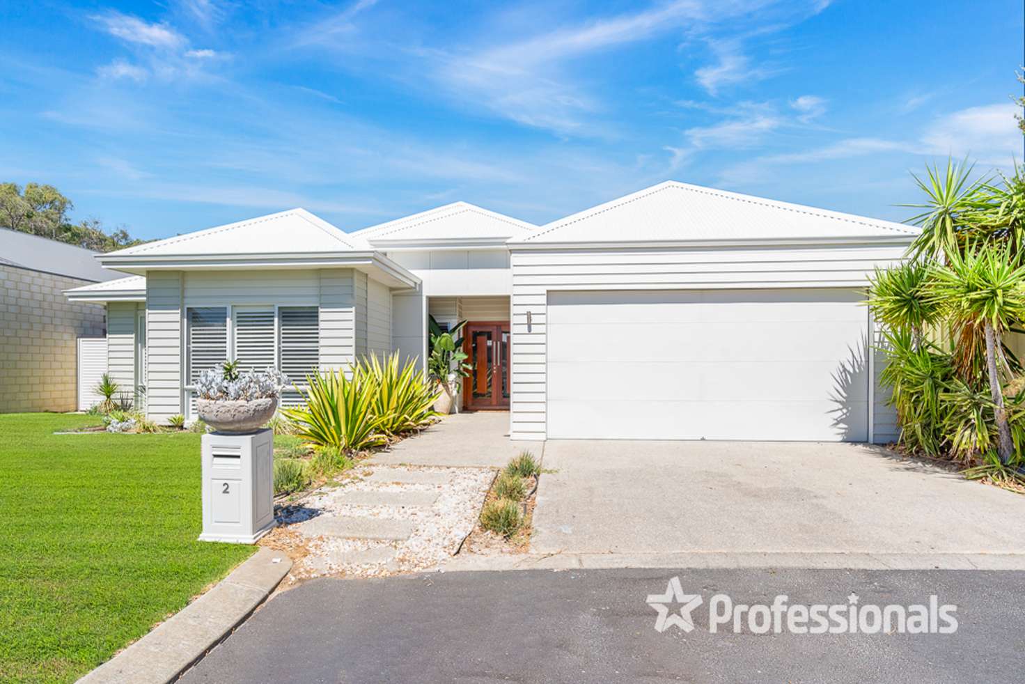 Main view of Homely house listing, 2 Estuary View Drive, Geographe WA 6280