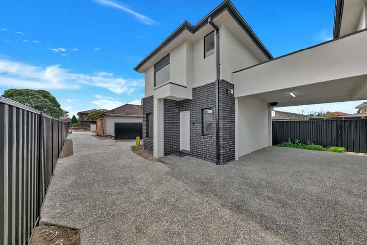 Main view of Homely house listing, 2/7 Coleman Crescent, Reservoir VIC 3073