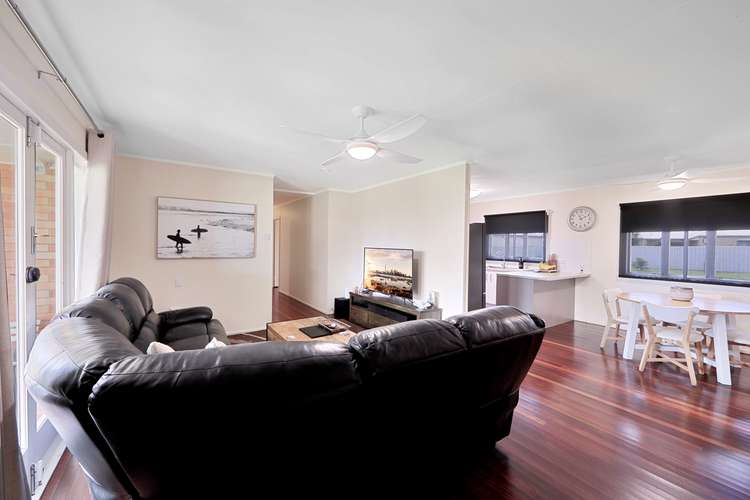 Fifth view of Homely house listing, 2 Loney Street, Avenell Heights QLD 4670