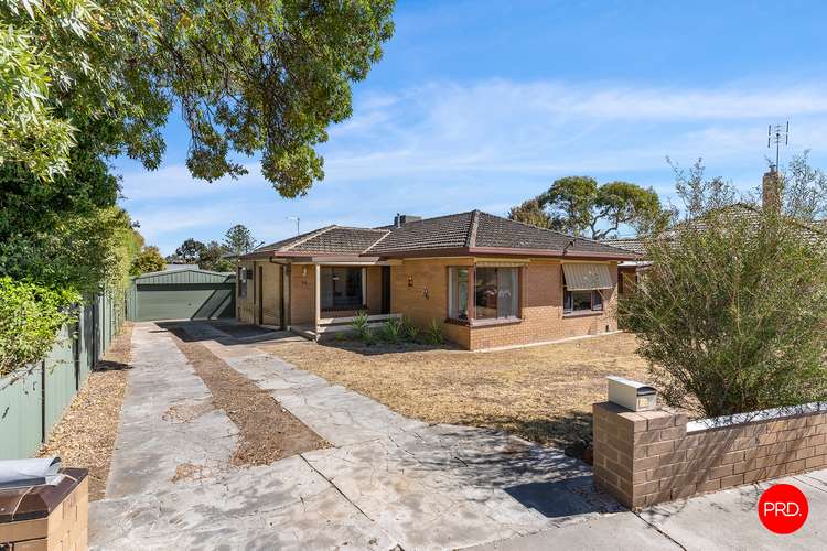 24 Curtin Street, Flora Hill VIC 3550