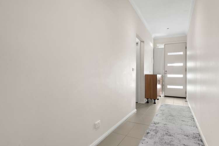 Second view of Homely house listing, 2/52 Meredith Street, Broadmeadows VIC 3047