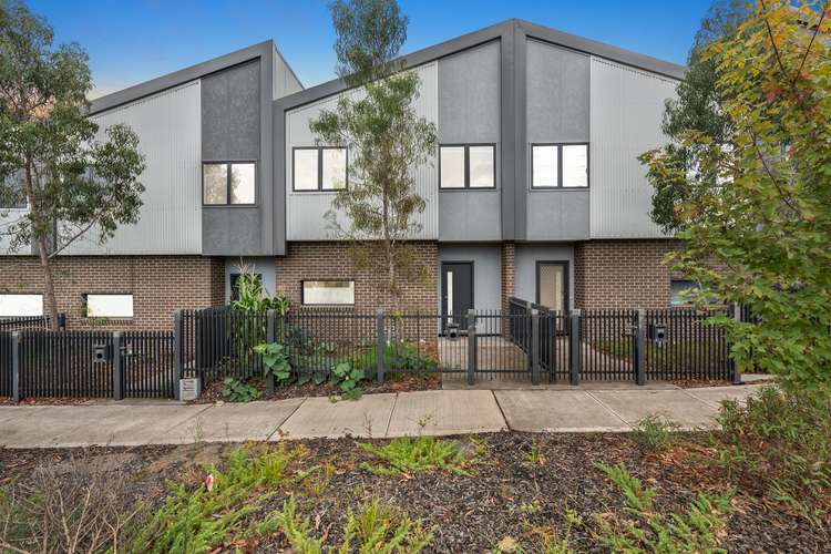 Main view of Homely townhouse listing, 979 Edgars Road, Wollert VIC 3750
