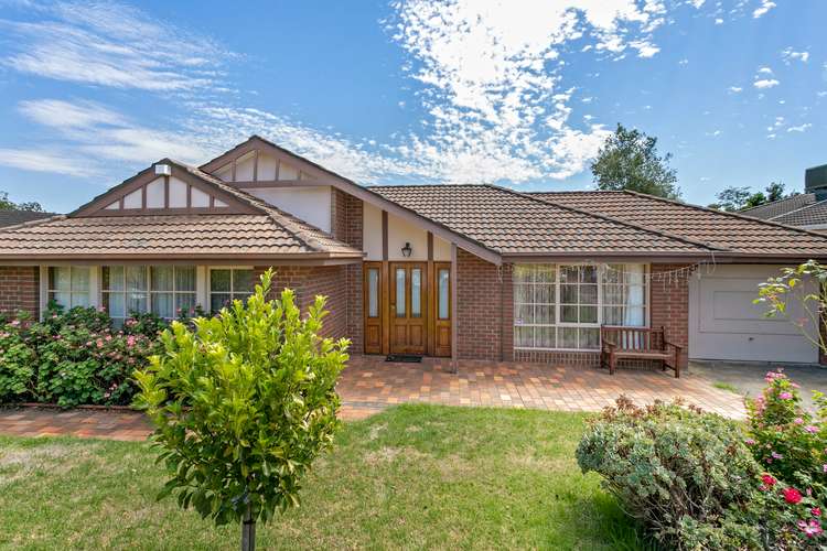 13 Paperbark Place, Knoxfield VIC 3180