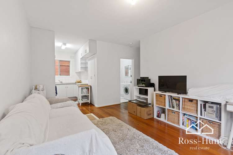 1/28 Eumeralla Road, Caulfield South VIC 3162