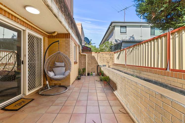 Sixth view of Homely apartment listing, 2/90-92 Gloucester Road, Hurstville NSW 2220
