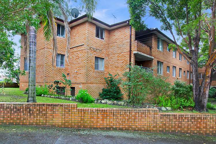 Main view of Homely unit listing, 12/2-8 Henson St, Marrickville NSW 2204