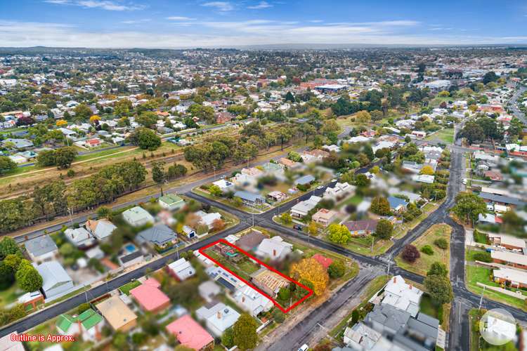 202 Nelson Street, Ballarat East VIC 3350