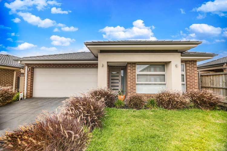 4 Goodison Road, Clyde North VIC 3978