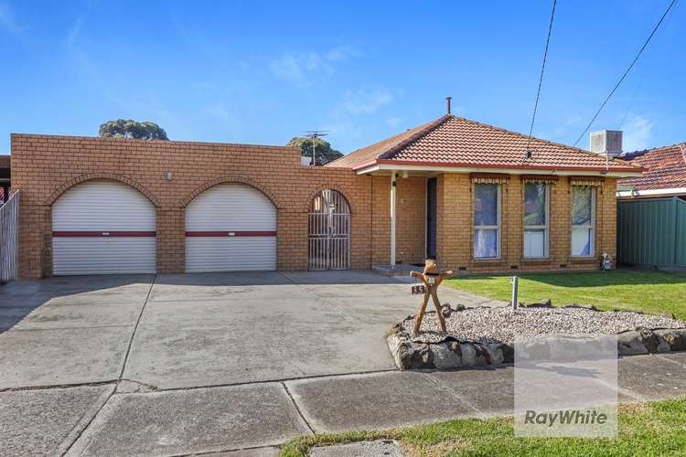 35 Cassandra Drive, Gladstone Park VIC 3043