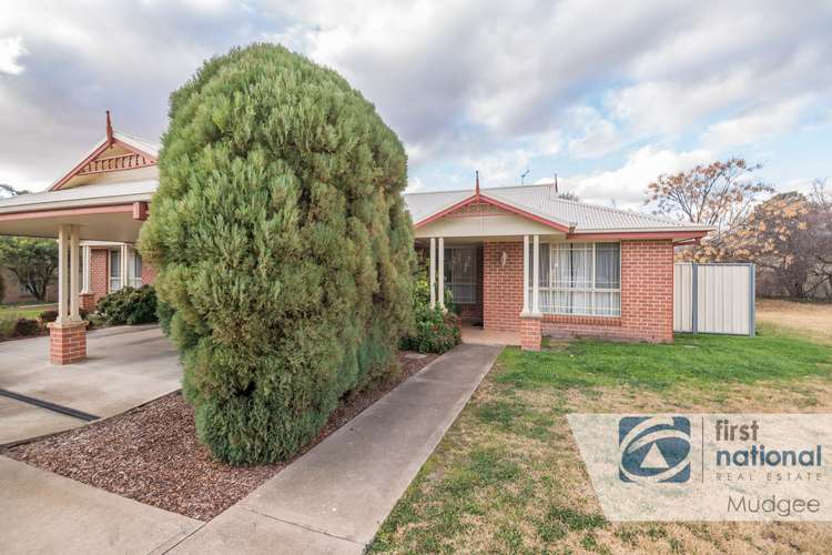 2/9 Thomas Clarke Place, Mudgee NSW 2850