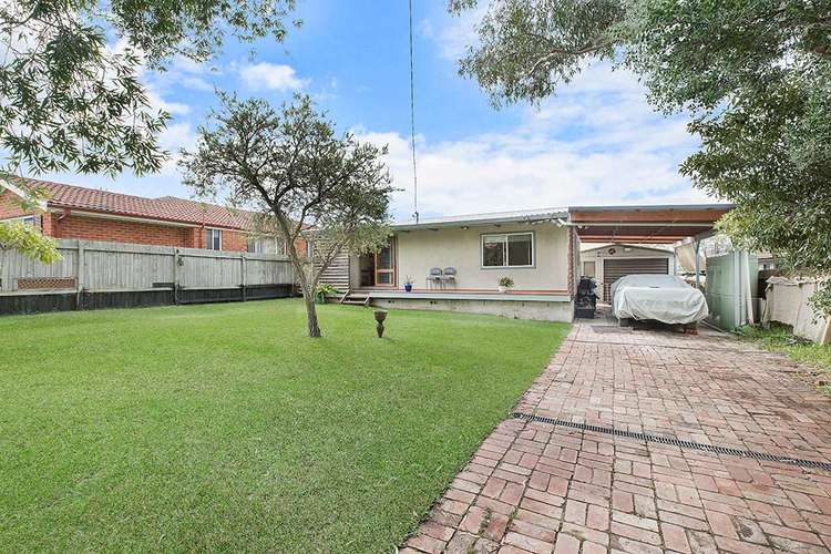 2 Yilleen Street, Gwandalan NSW 2259