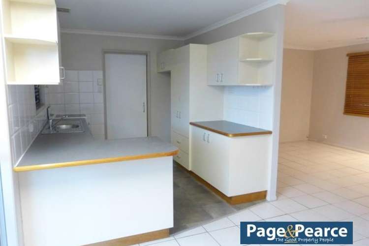 Fourth view of Homely house listing, 2 BARRALLIER PLACE, Cranbrook QLD 4814