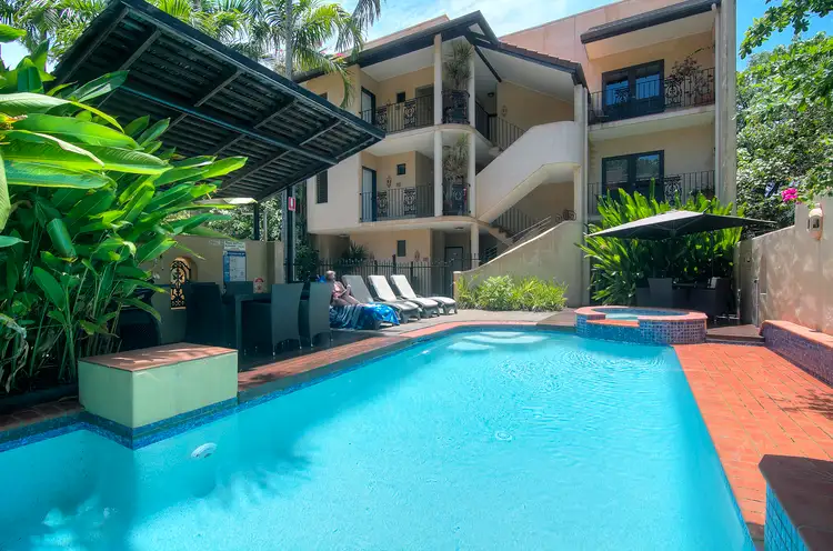 39-41 Macrossan Street
