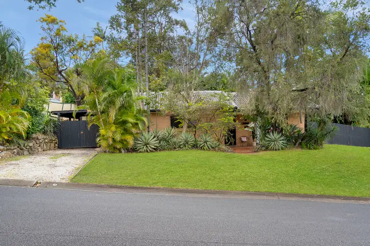 5 Norseman Crescent