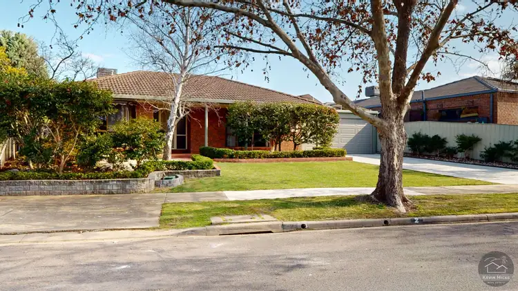2 Wakool Court