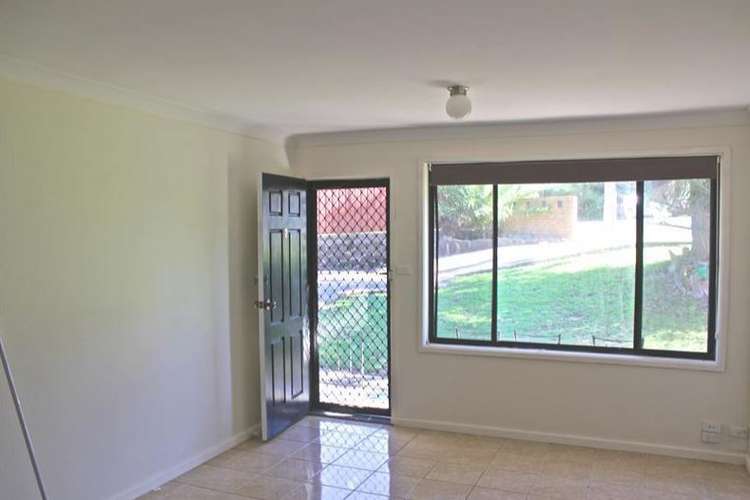Second view of Homely unit listing, 2/37 Kingsley Drive, Lake Heights NSW 2502