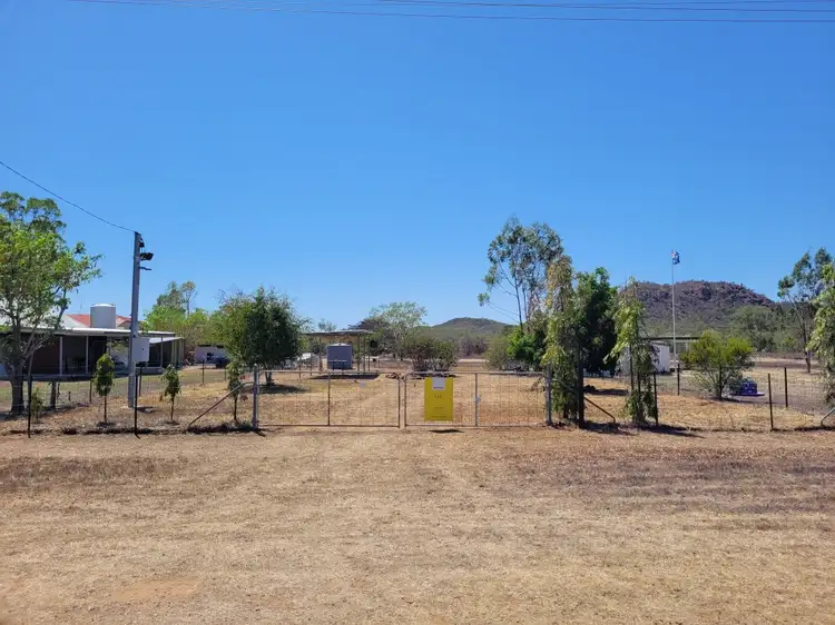 27 Baroota Street