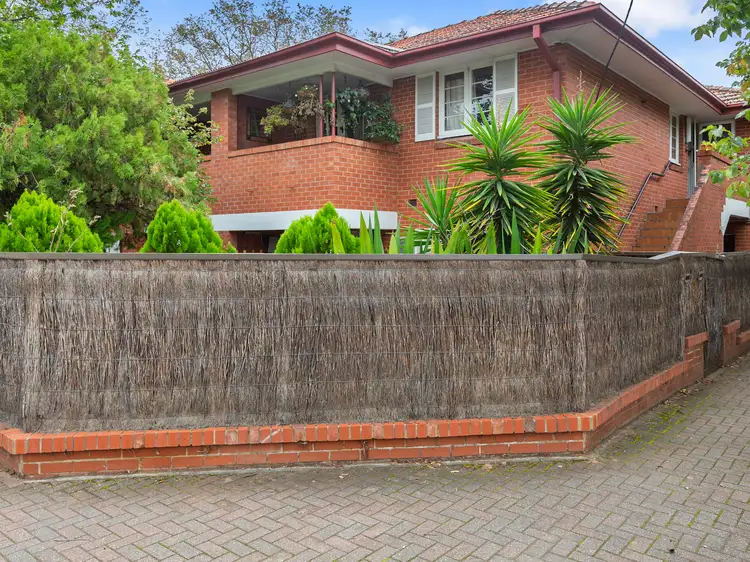 77 Kensington Road