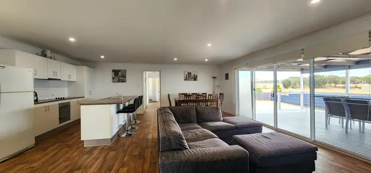 Fifth view of Homely house listing, 10 Johnson Street, Streaky Bay SA 5680
