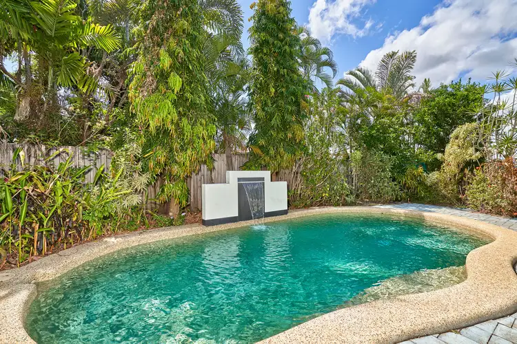 11 Josephine Close