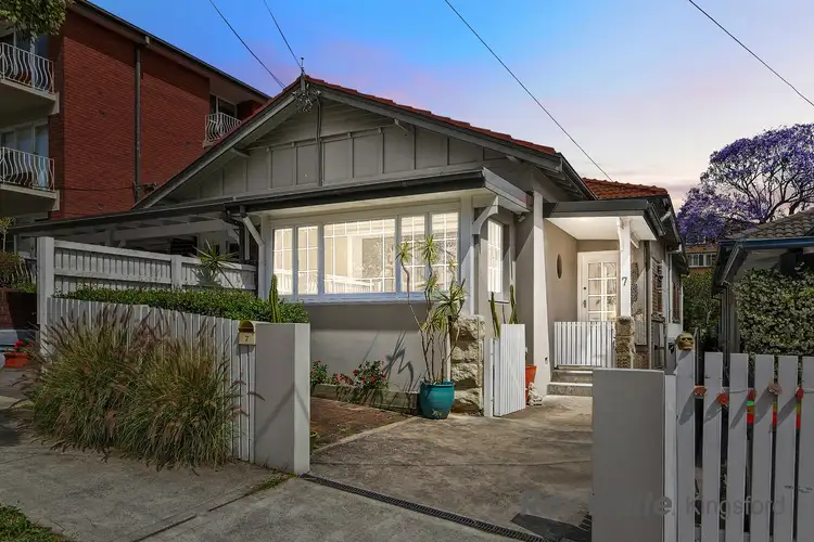 7 Hooper Street