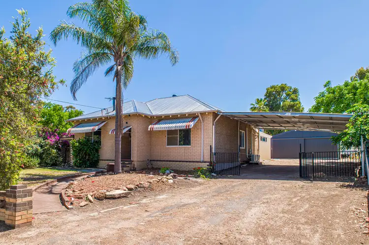 74 Hovea Crescent