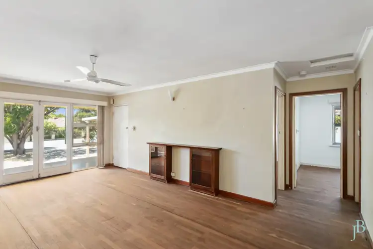 15A Todd Avenue