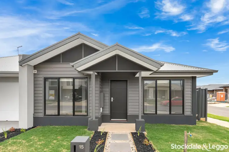 15 Etna Road
