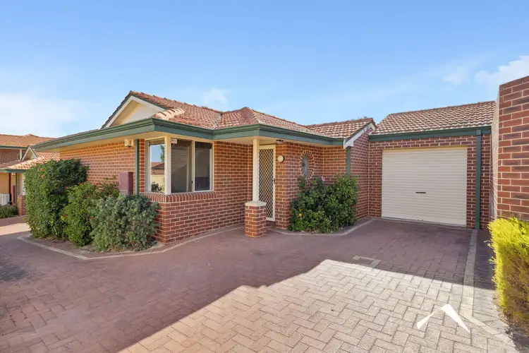 2/6 Fletcher Street