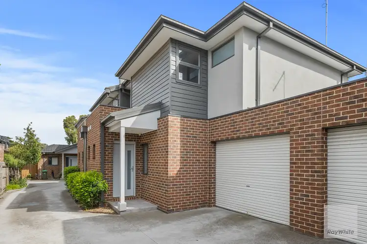 7 Dundee Street